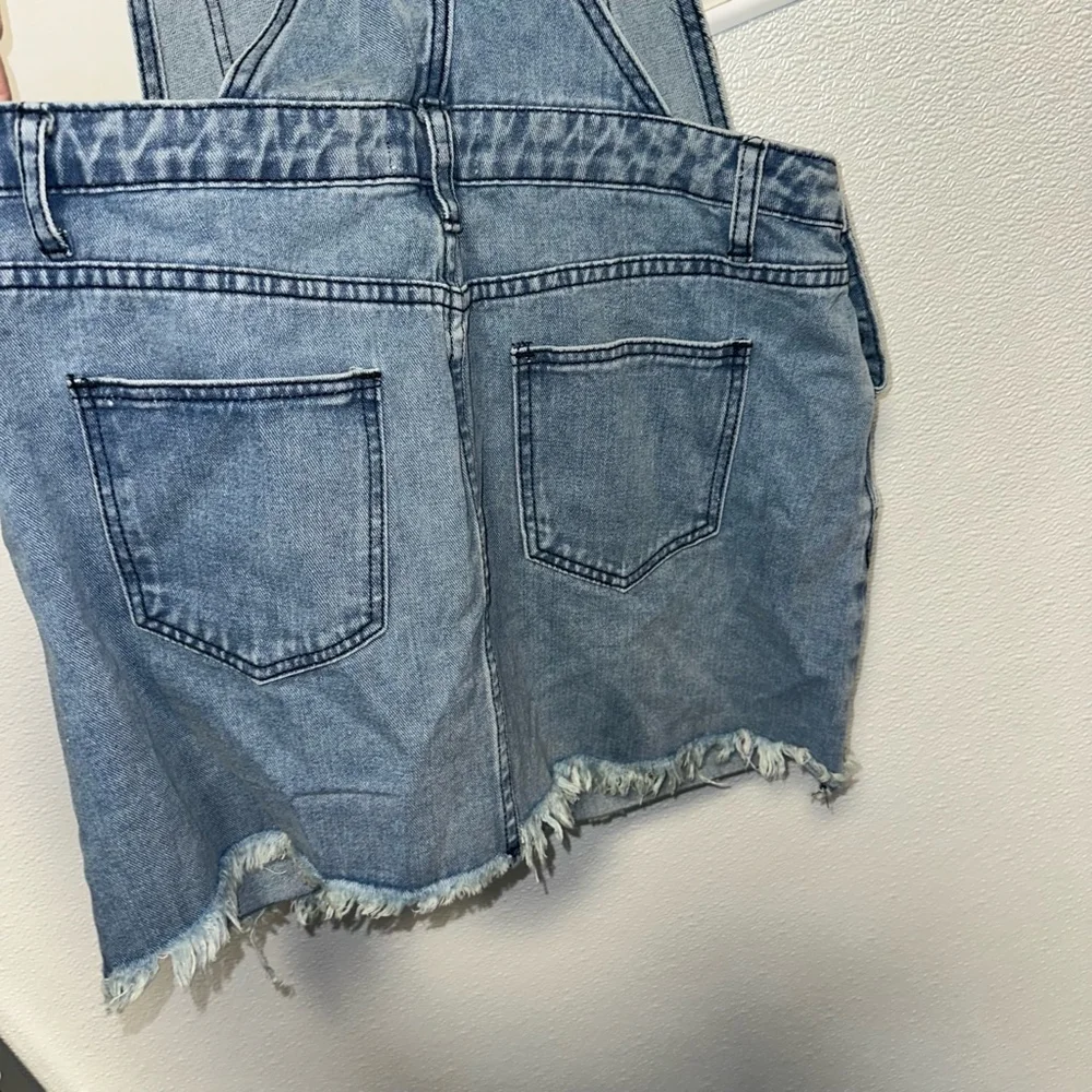 NWT Women HAWALILI Denim Overall Dress Light Blue M Stretchy Comfort New